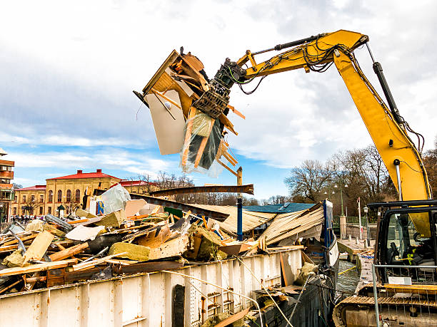 Best Yard Waste Removal  in Huntingdon, TN
